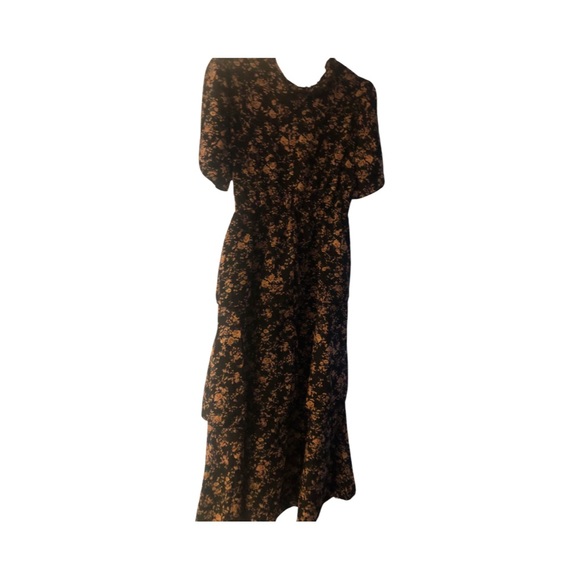 Floral maxi tiered dress size medium - Picture 7 of 9